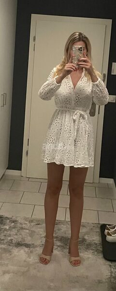 Julia DE