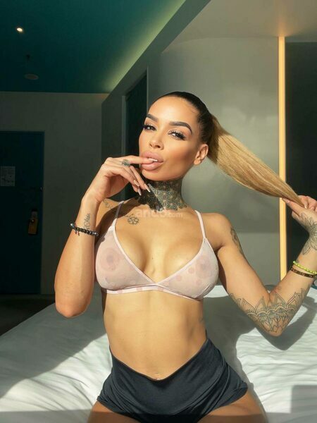 Miss Dana