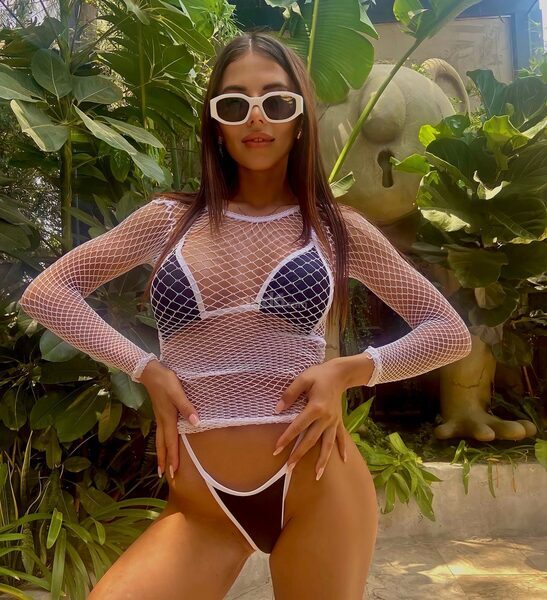 Mónica