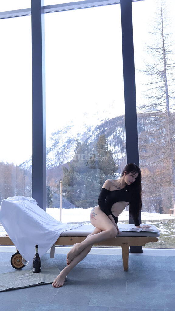 Anna – Basel photo 5