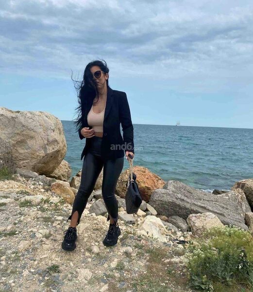 Miriam Strapon Domina