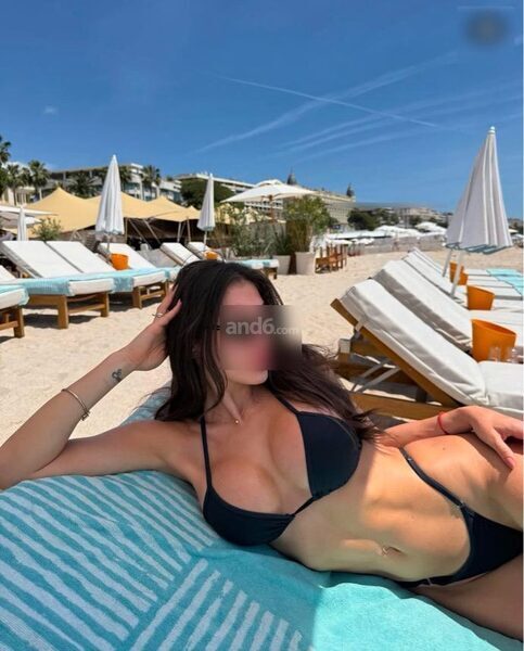 Julia Grey