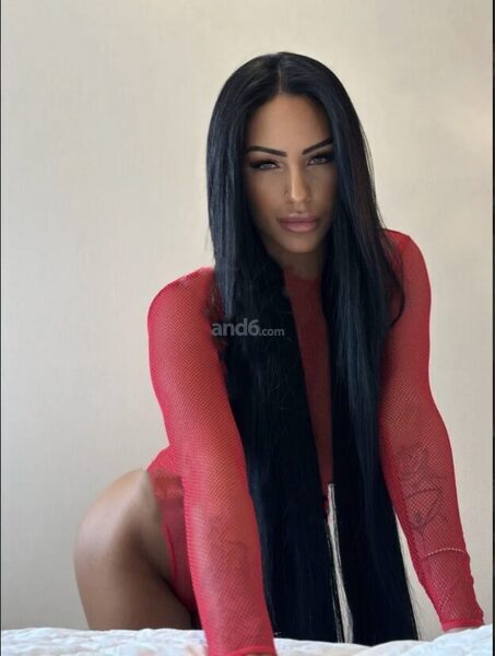 Mia