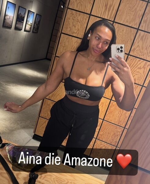 Aina Anal Queen