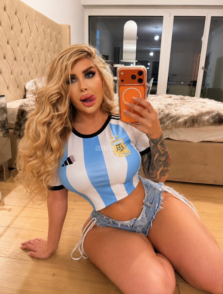 NIKY PORNSTARS