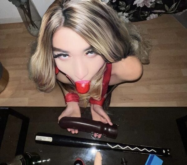 TS  MIA DOMINATRIX