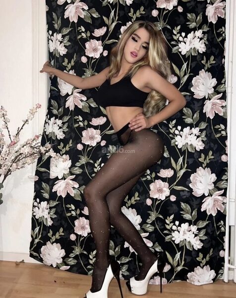 TS  MIA DOMINATRIX
