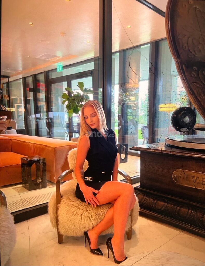 Tatiana – Zürich photo 3