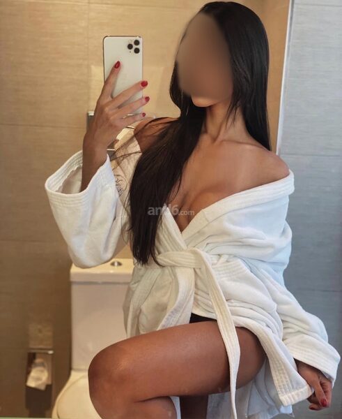 Laura Escort girl