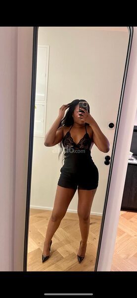 Naomie Tabls