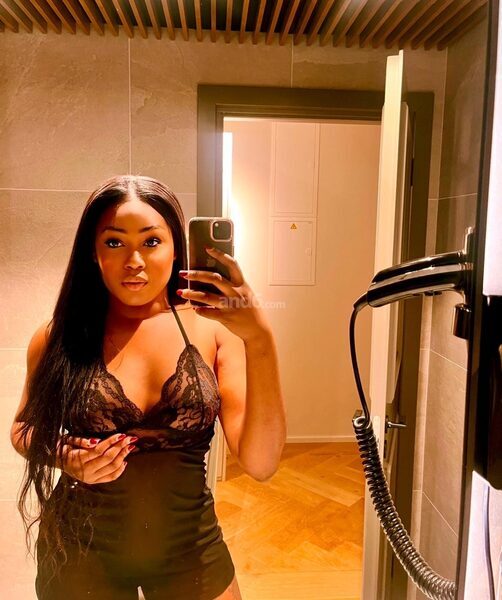 Naomie
