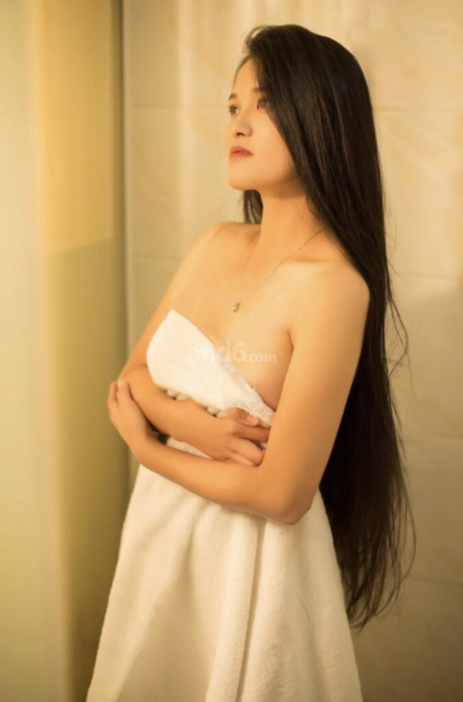 Tina – Lausanne photo 5