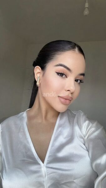 Mia