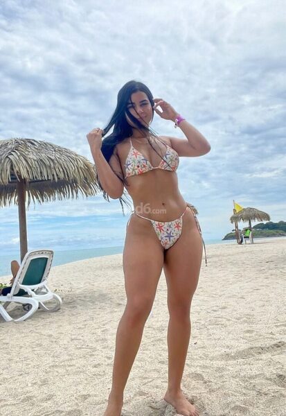 Mia