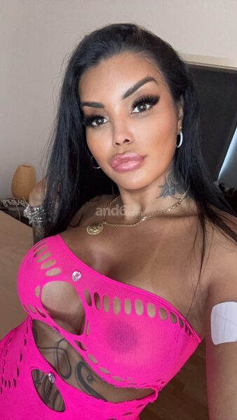 Bruna Deep Swallow