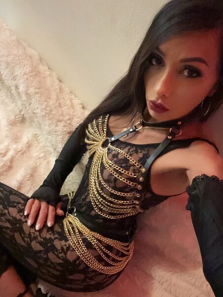 TS KENDRA