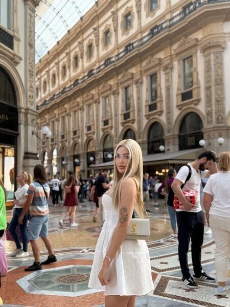 Chloe