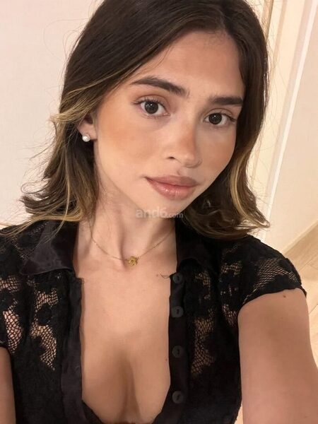 Mia