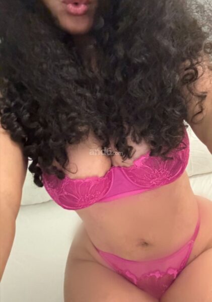 Cloe exotic