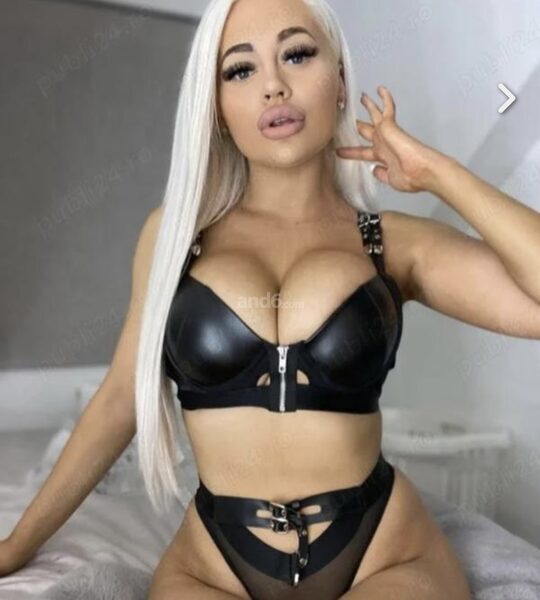 Giulia hot