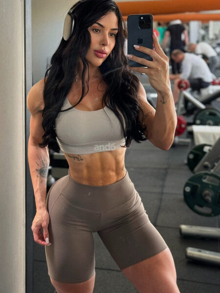 Amanda  Fit girl