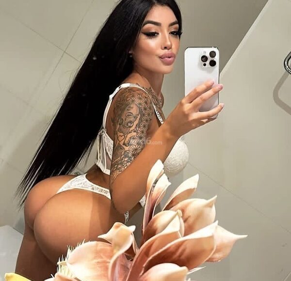 Jenny la bomba