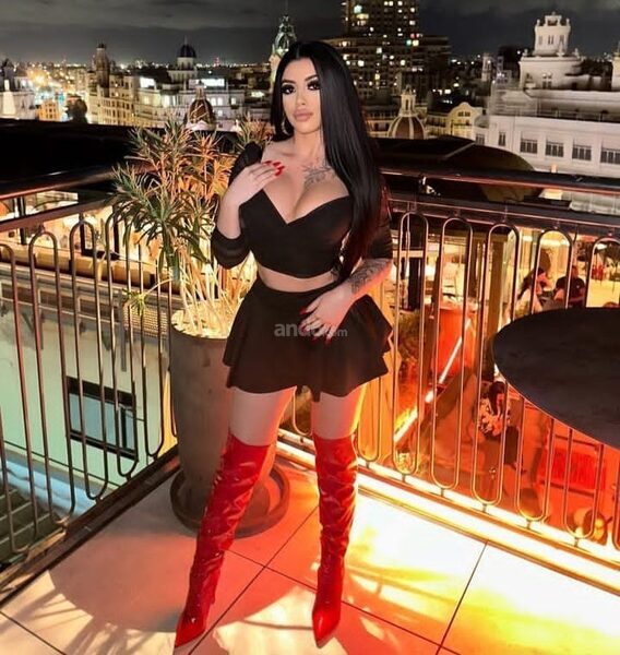 Jenny la bomba