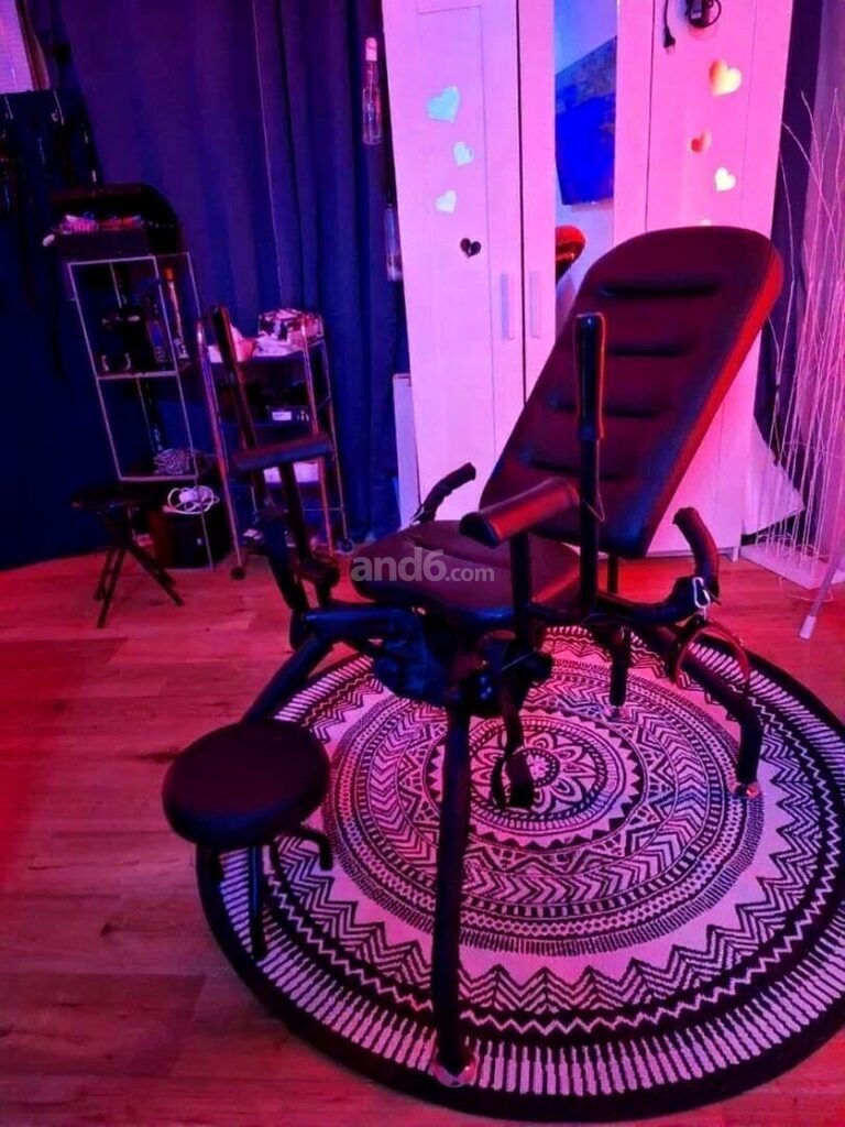 Maîtresse Anne – Aigle photo 4