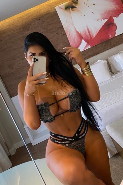 Lara Tantra-Therapeut