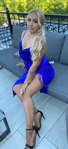 Gloria exclusive