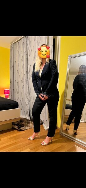 Laura Celine