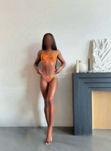 Naomie