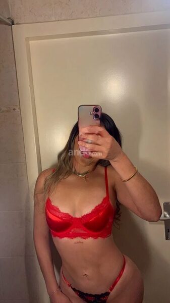 Mia