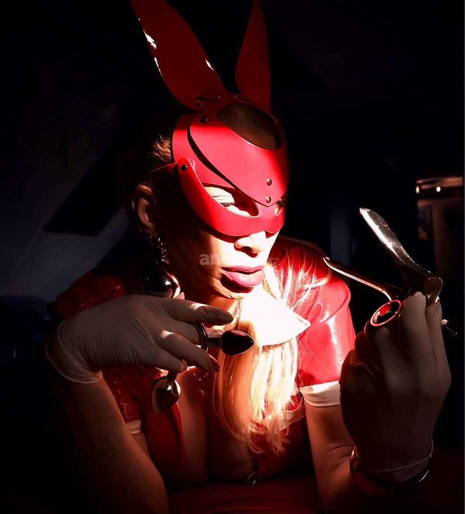 TS Djamila Glamour – Zürich photo 4