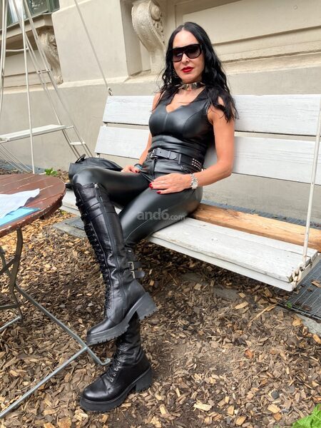 KATHARINA AMAZONE DE