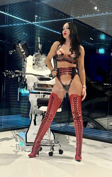 KATHARINA AMAZONE DE