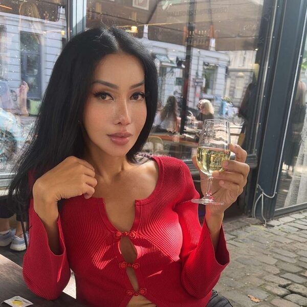 TS LingLing Thai