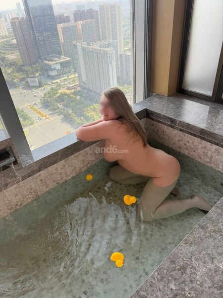 CRISTINA Milf
