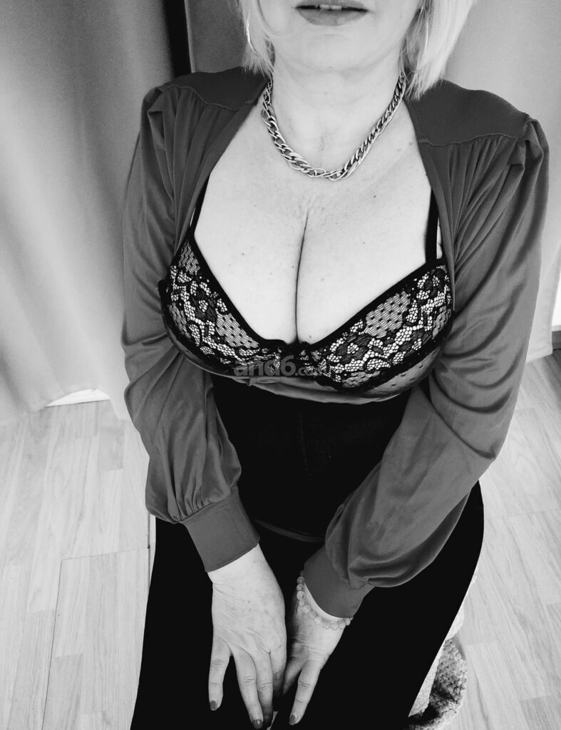 Hausfrau Tina – Kriens photo 4