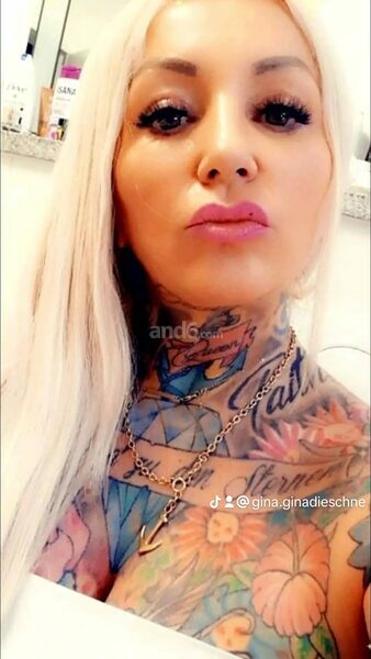 GINA LOVE TATTOOMODEL