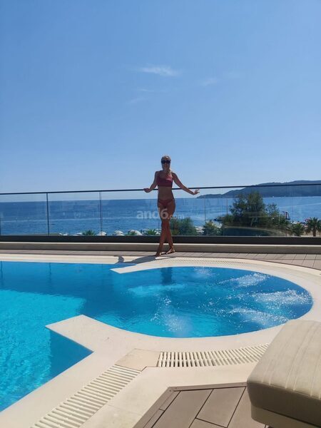 Eva