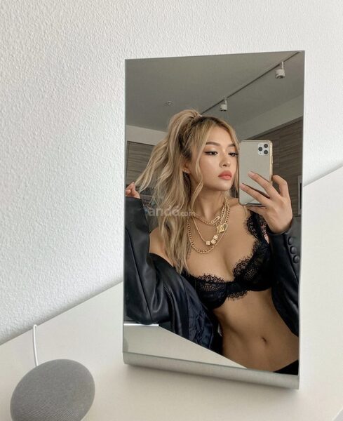 Mia
