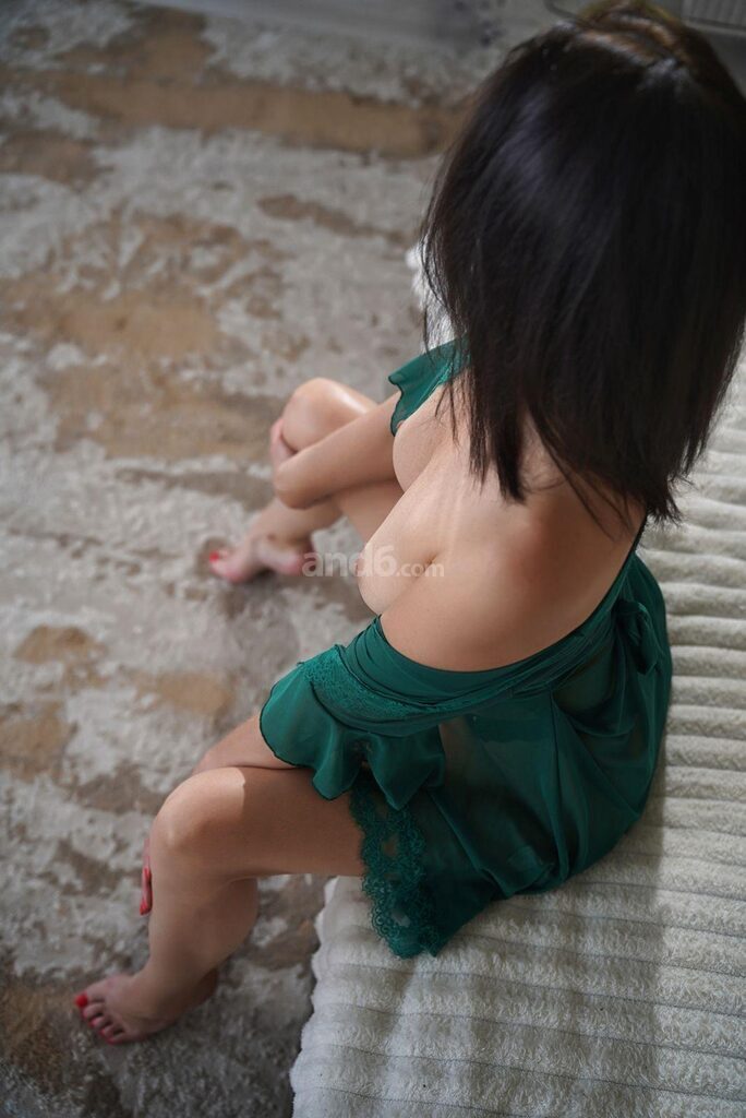 Nicole – Lenzburg photo 3