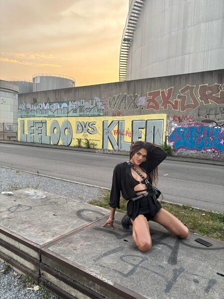 TS Nicolly