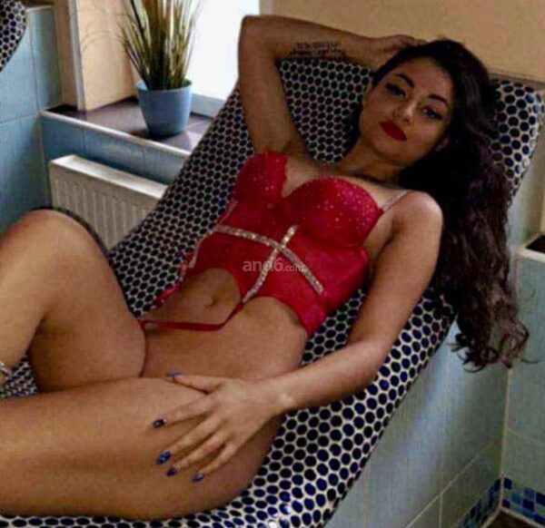 Amira
