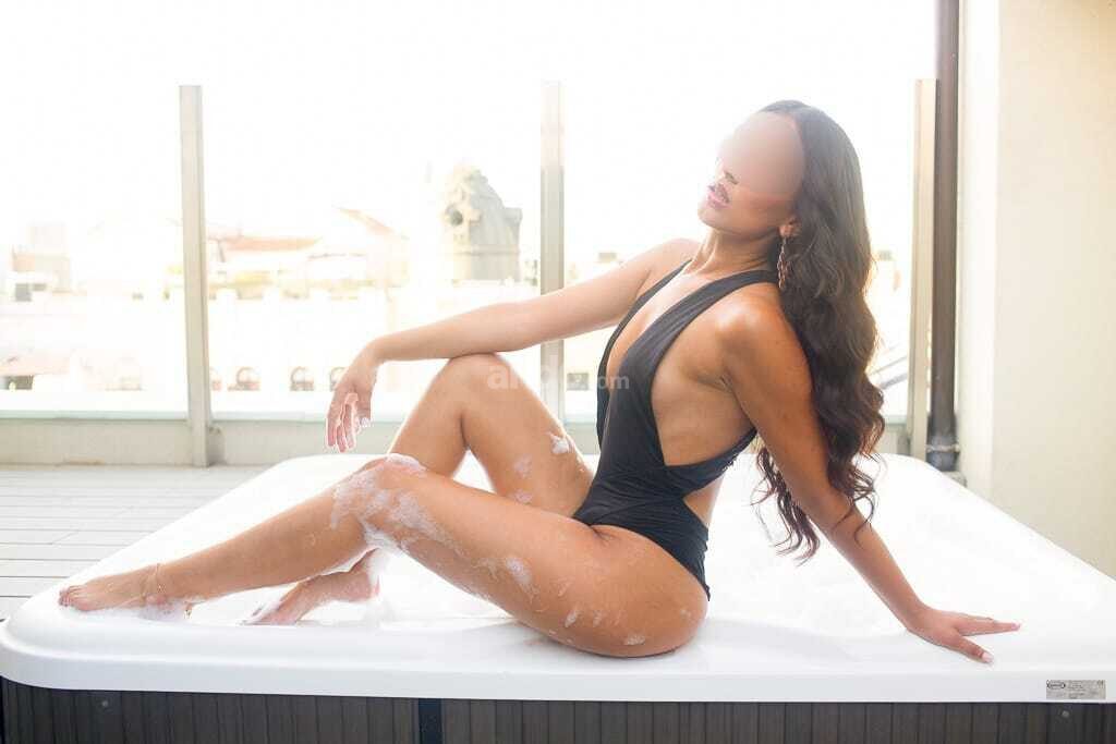 Ainhoa – Basel photo 4